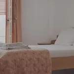 Elite 